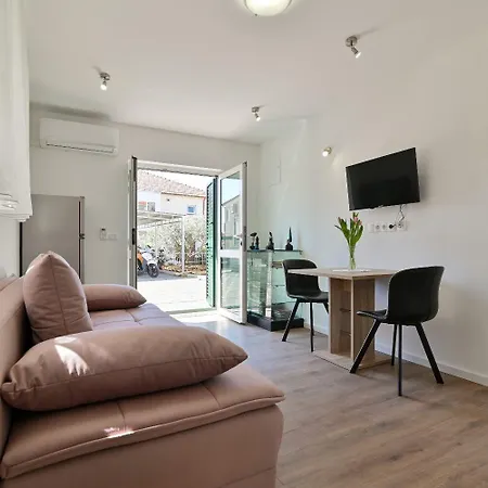 Apartman Kati *