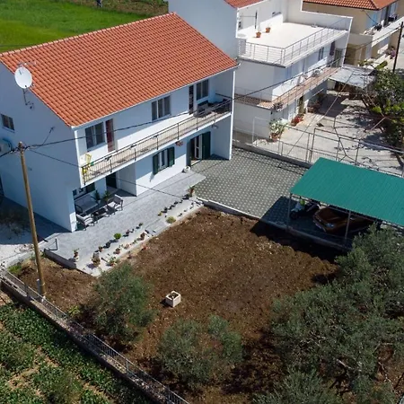 Kati - Garden * Trogir