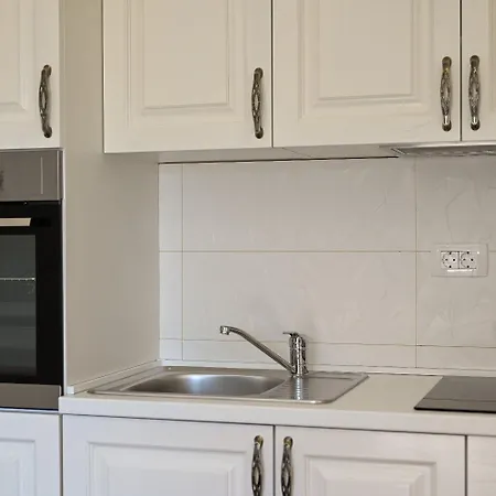 Kati - Garden Apartment Trogir