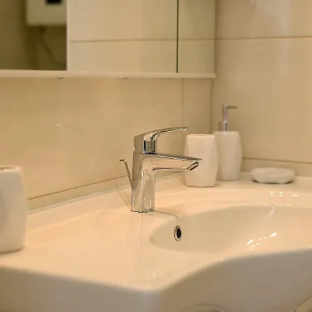 Kati - Garden Apartment